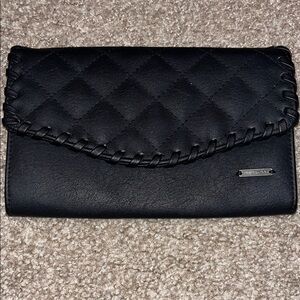 Roxy Black Quilted Women's Wallet like new without tags